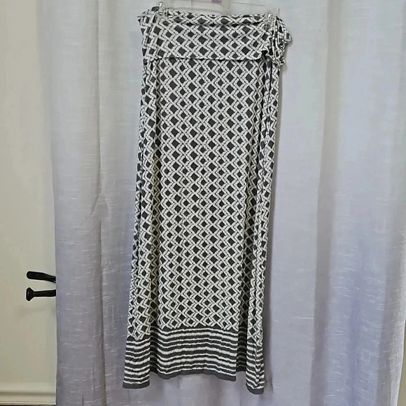 MAX STUDIO SKIRT - Picture 1 of 5